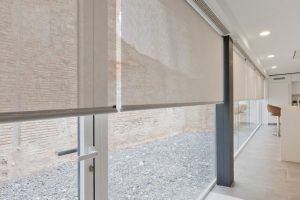 Estores y cortinas de aluminio y PVC en Almeria