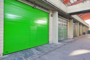 Puertas industriales para empresas en Almeria. Aluminio y PVC 2