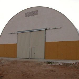 Puertas industriales para empresas en Almeria. Aluminio y PVC 4