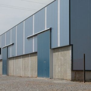 Puertas industriales para empresas en Almeria. Aluminio y PVC 5