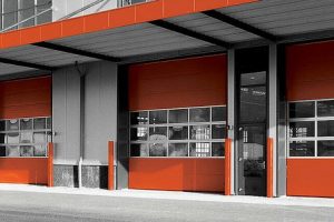 Puertas industriales para empresas en Almeria. Aluminio y PVC 7